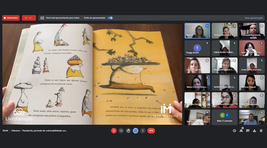 SEMEB capacita professores e profissionais da rede